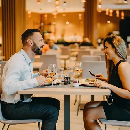 Mountain 5* 5* كارباش