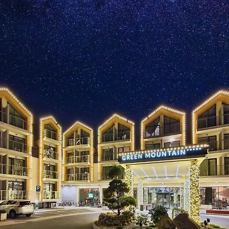 فندق Mountain 5* 5*