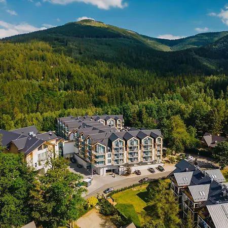 Mountain 5* 5* كارباش