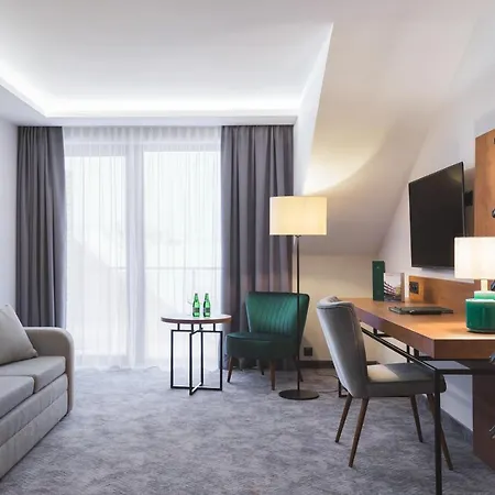 Mountain 5* فندق